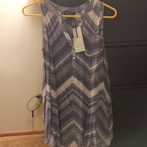 Sleeveless dress